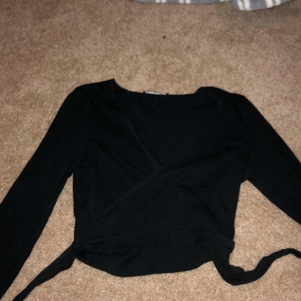 brandy melville black cross in the front tie top